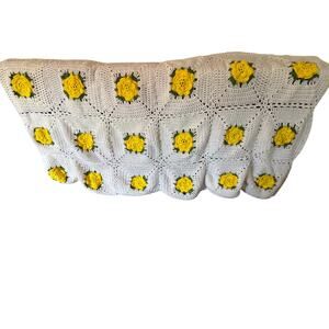 Yellow Rose Crocheted Blanket